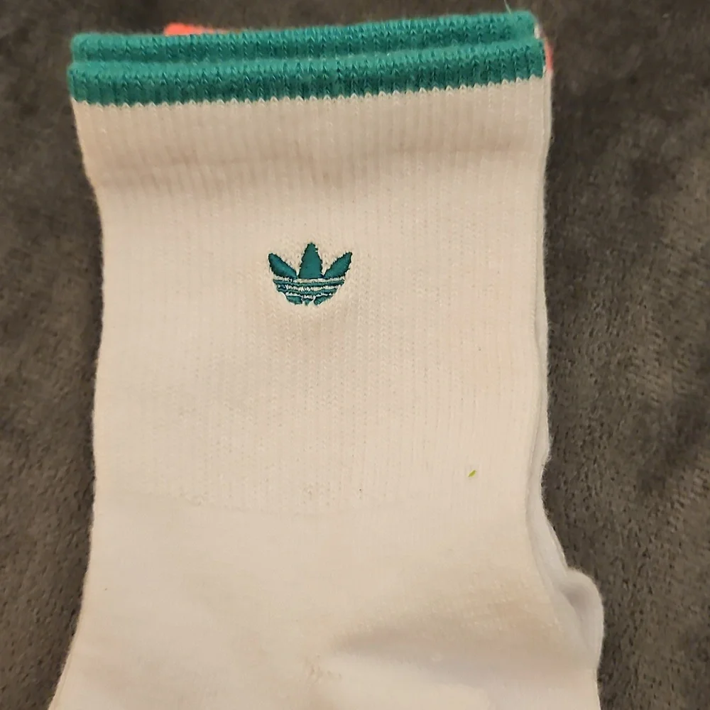 adidas socks white
